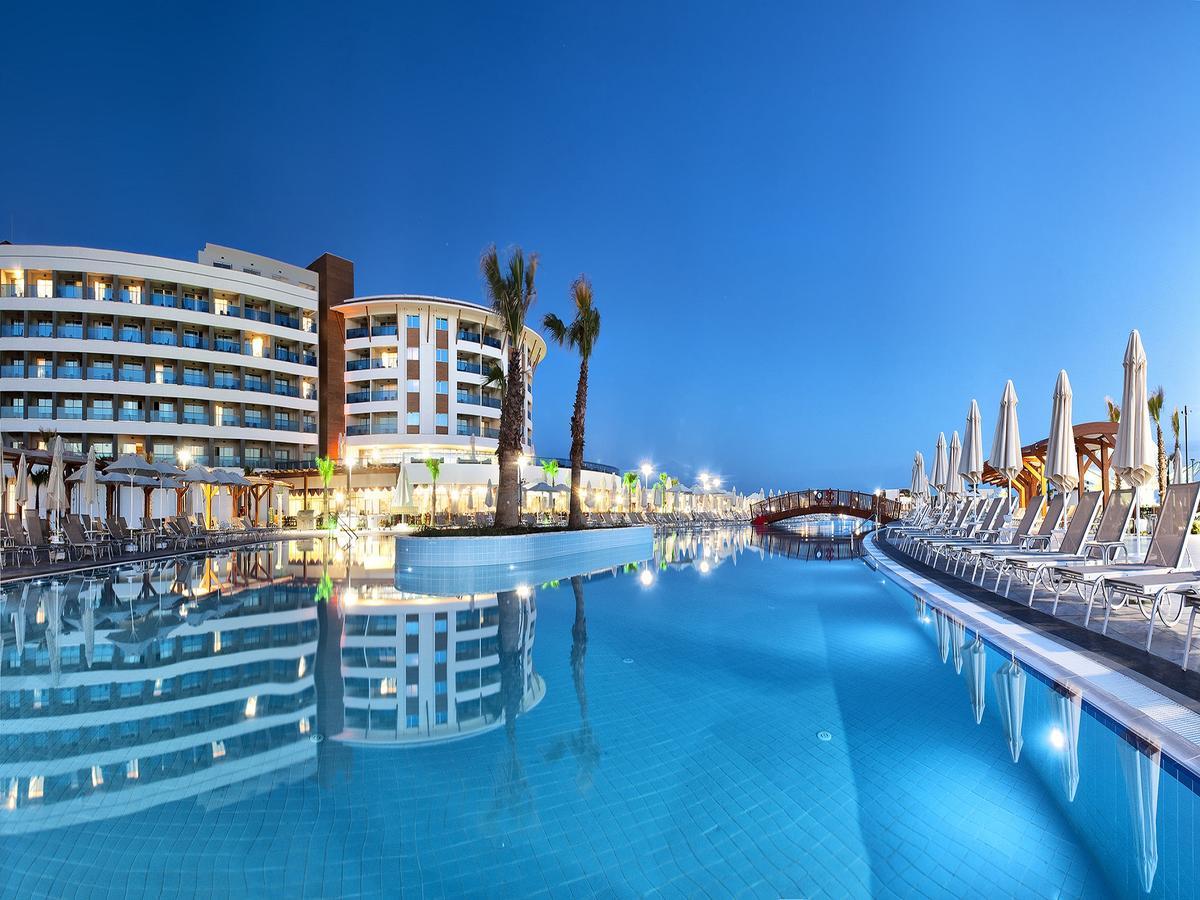 Aquasis De Luxe Resort & Spa Didim Bagian luar foto