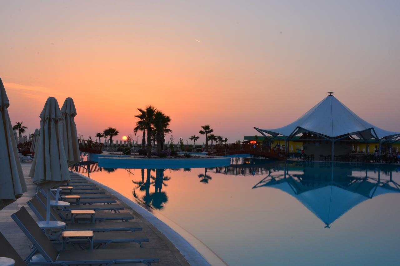 Aquasis De Luxe Resort & Spa Didim Bagian luar foto